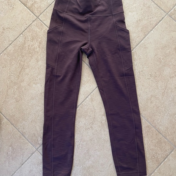 21” LULULEMON LEGGINS SIZE 4, in a great condition❗️FIRM PRICE❗️ - Picture 7 of 7